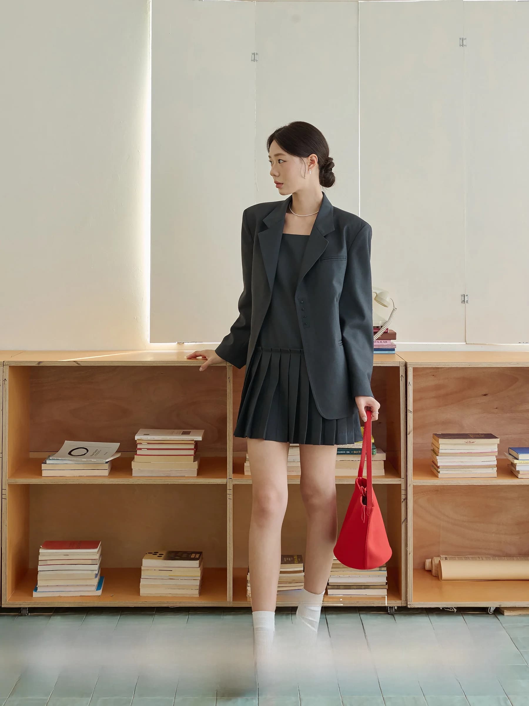 Loose Suit Style Dress Set Elegant Early Spring Design for Women from Myeongdong Handbag Store Long Sleeve Button up Dress