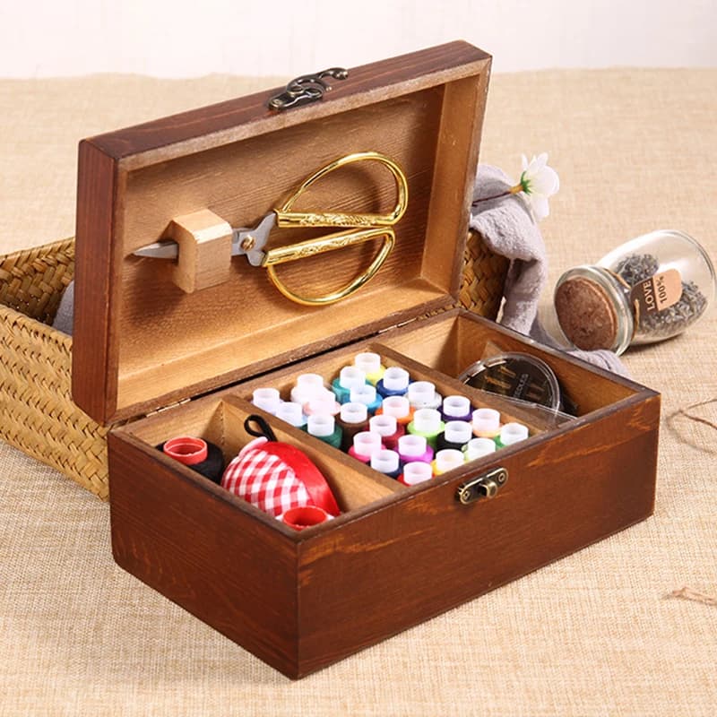 Scatola da cucito retrò Scatola di immagazzinaggio portatile in legno Bottone per ago per filo Accessori per cucire Custodia per organizer Scatole per kit da cucito per uso domestico