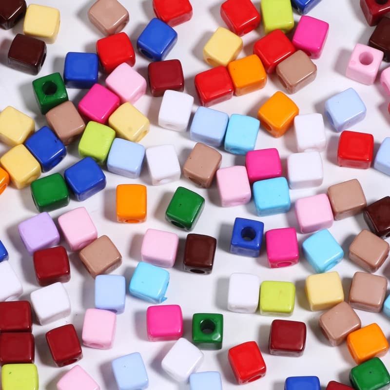 100 pezzi di perline acriliche colorate da 8 mm, perline quadrate distanziatrici per la creazione di gioielli, accessori fai da te, braccialetti, collane, artigianato