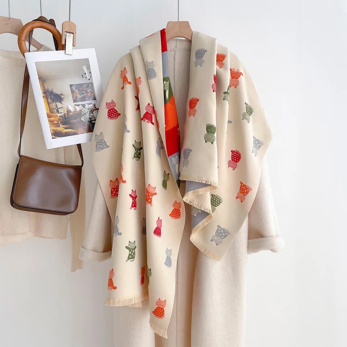 Women Imitation Cashmere Scarf Reversible Cute Cat Print Shawl Winter Thick Warm Large Blanket Wrap for Ladies Fall Outerwear