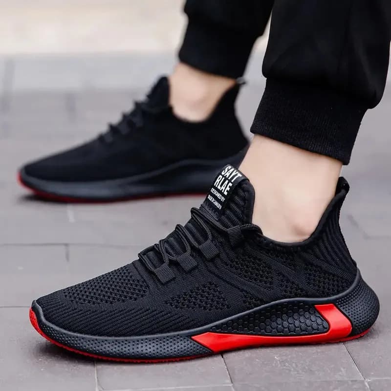 Scarpe da ginnastica da uomo Scarpe casual in mesh traspirante Scarpe con plateau bianche nere Scarpe da ginnastica di moda Scarpe da tennis da uomo