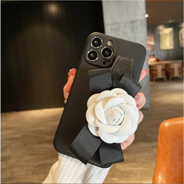 Custodia per telefono con cinturino da polso fiore fai da te carino moda per iphone16 14pro max custodia per iphone 15 13 12 11 Pro max XS MAX S24ultra