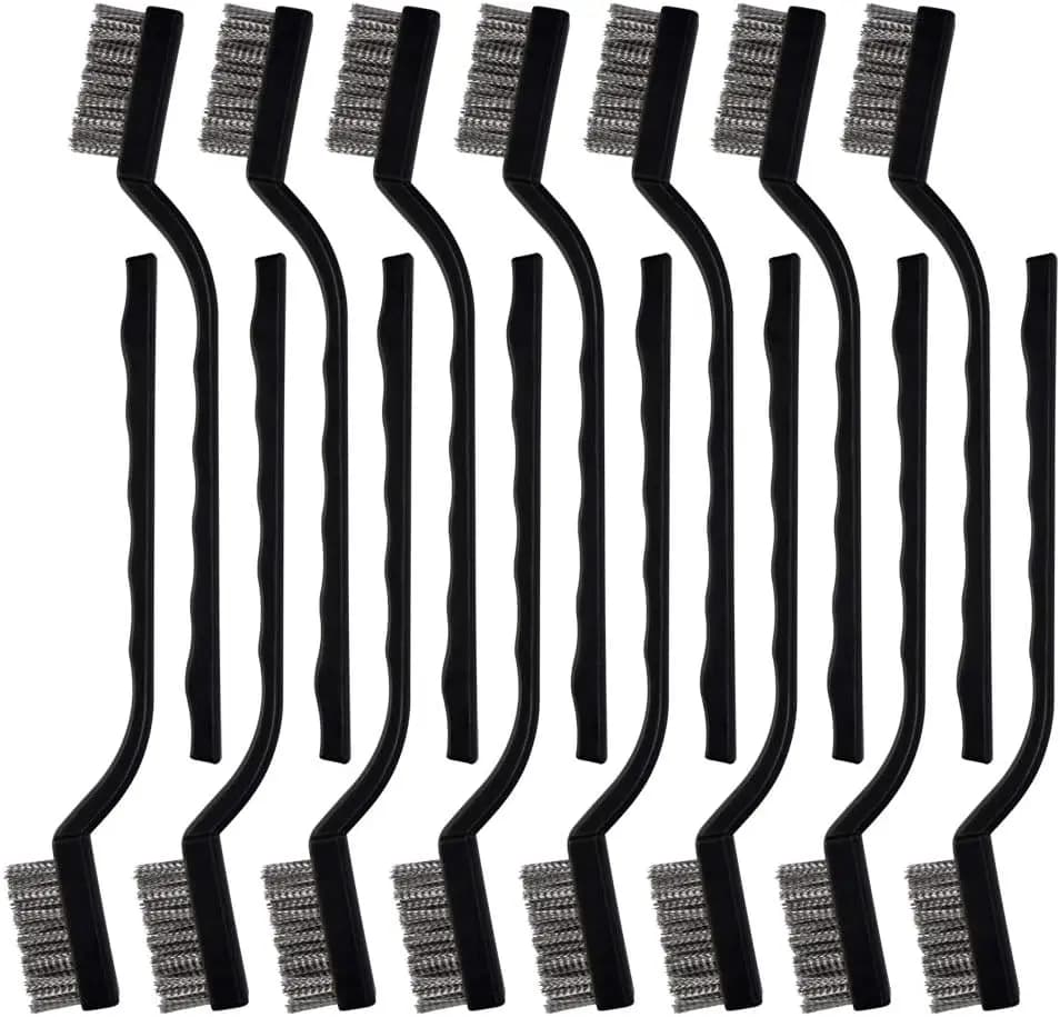 Set of 15 mini stainless steel wire brushes for cleaning welding and rust waste, with curved handle