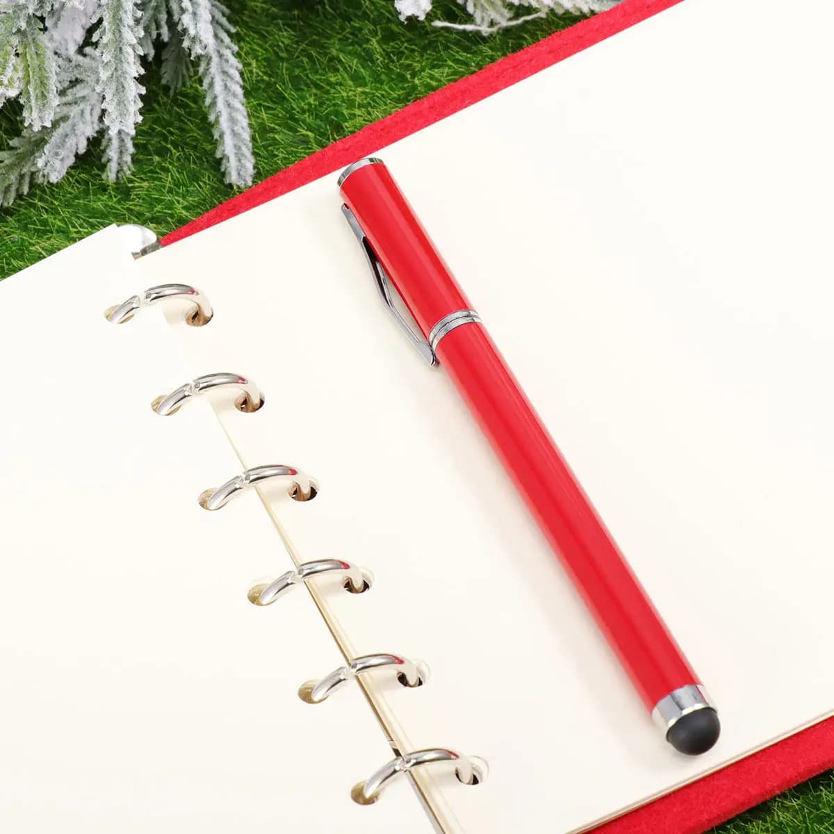 Penna Capacitiva in Metallo per Schermi Touch di Telefoni, Computer e Tablet, Strumento per Scrivere e Disegnare, Sensazione Liscia sulla Pelle, Uso Invernale, Colore Rosso