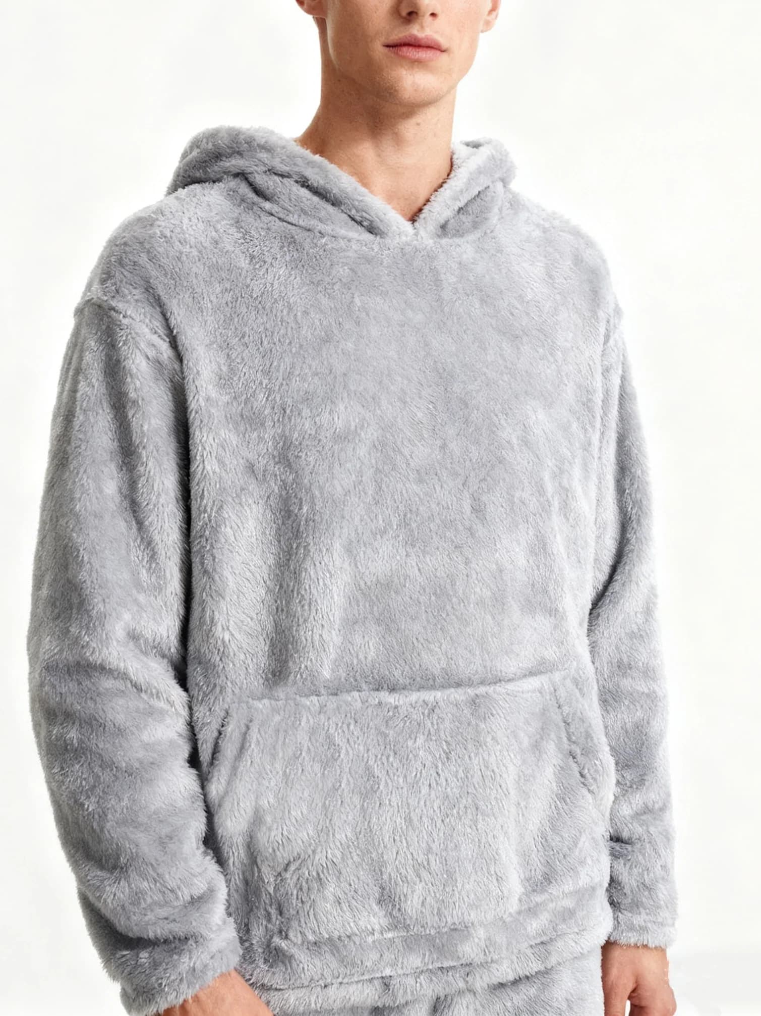Men's light gray plush hooded sweatshirt, kangaroo pocket loose warm pullover, wholesale men's fashion sourcing