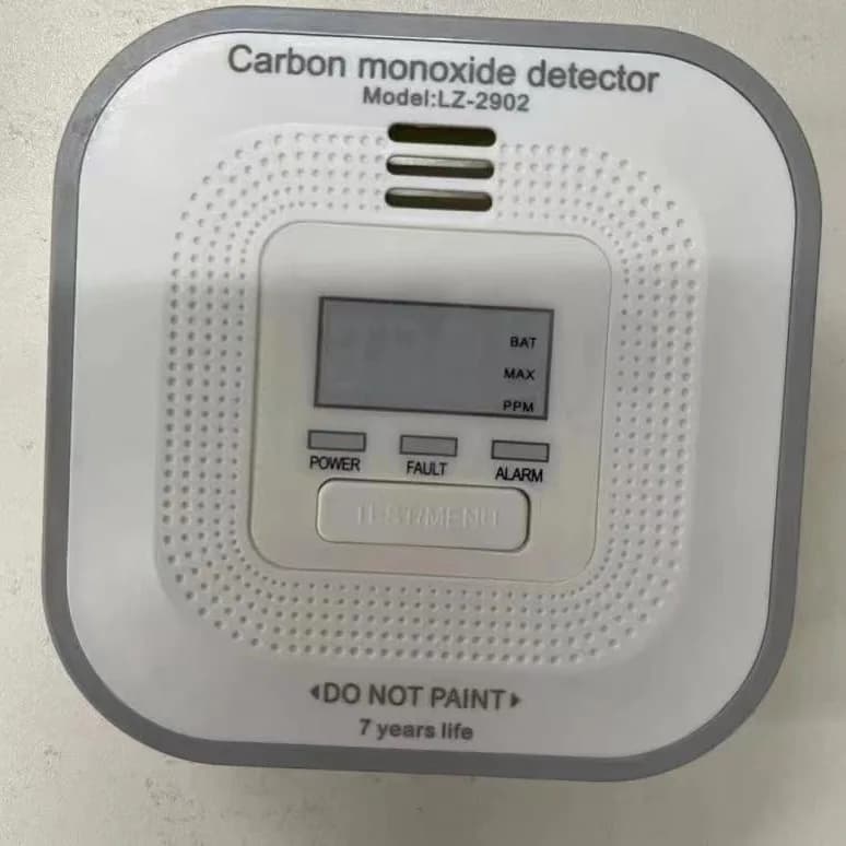 Household carbon monoxide detector