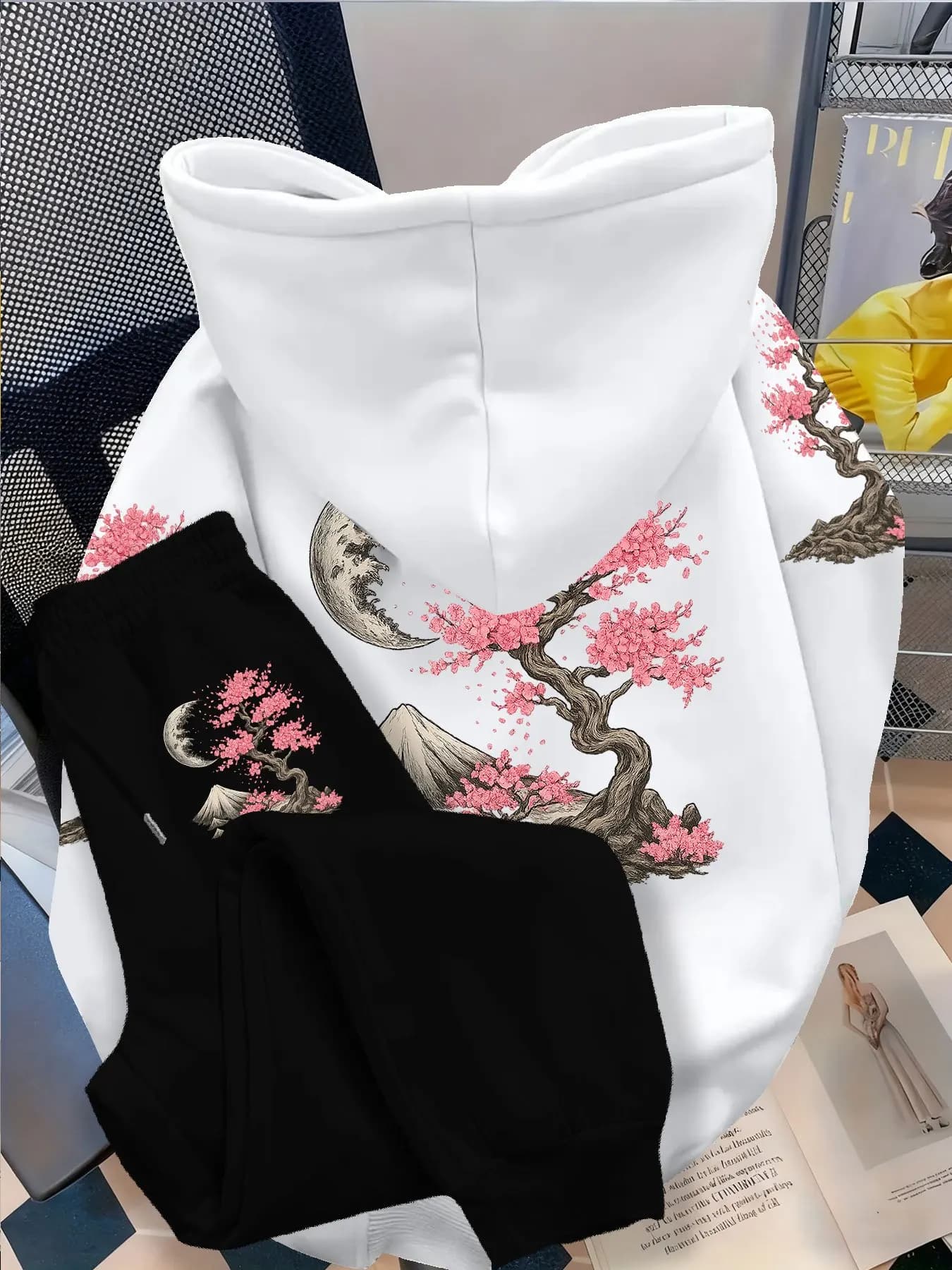 Couple's Autumn/Winter Hoodie + Pants Set, Japanese Style Cherry Blossom and Mount Fuji Casual Fashion Trendy Two-Piece Set