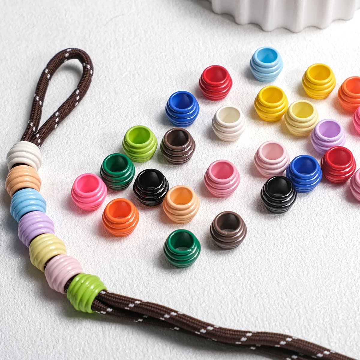 100 pz 14*10mm Foro Grande Stile Della Banda Rotonda di Plastica Acrilica Perline Del Distanziatore Misura Il Braccialetto Della Collana Dell'orecchino Ornamento accessori