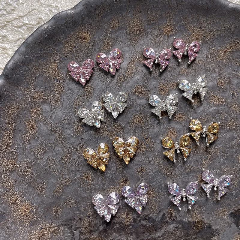 5pcs Crystal Heart-shaped Butterfly Nail Art Charms 3D Diamond Jewelry Parts DIY Manicure Decoation Rhinestones Gems