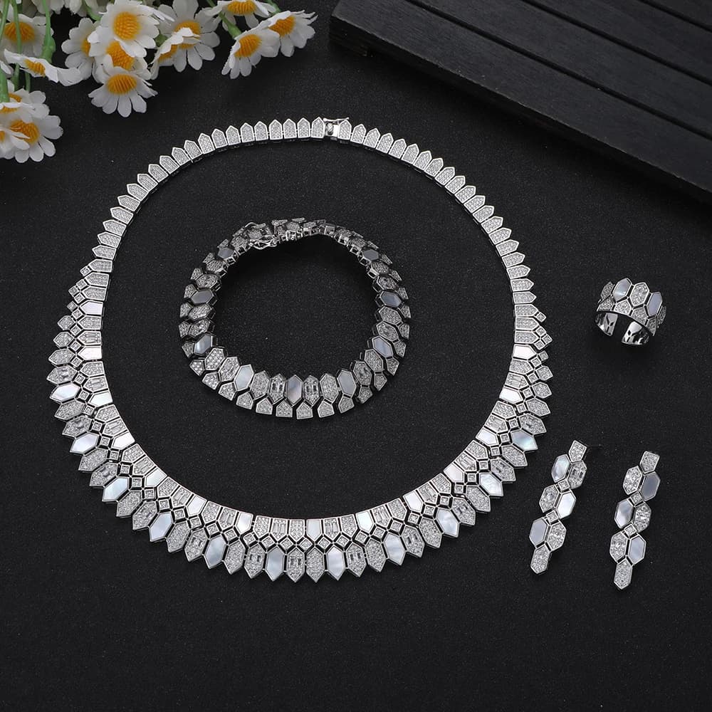 Set di Gioielli in Cristallo Dorato e Madreperla per Gala di Lusso, Regalo di Moda per Donne per Anniversario