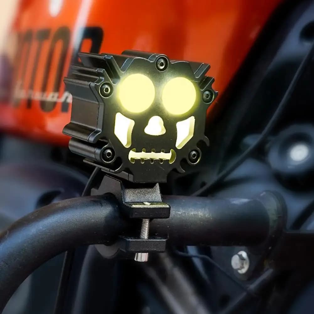 Faro Anteriore LED Ultra Luminoso per Moto, Modifica Esterna 12V 60W, Lente Potente, Faro Universale