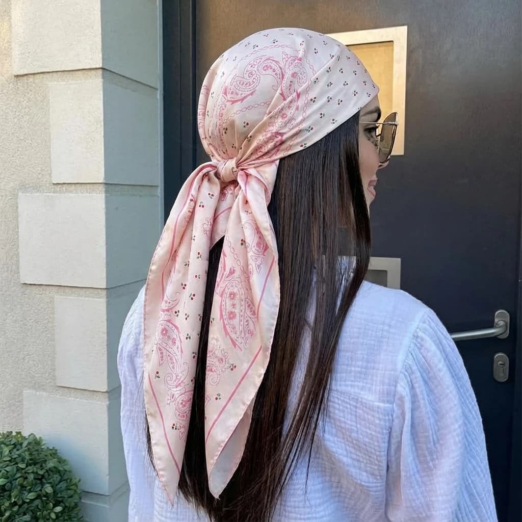 Hijab in Raso con Stampa Paisley Rosa 90*90cm per Donne, Lussuoso Foulard Quadrato, Bandana per Capelli, Morbido Fazzoletto da Collo, Sciarpa per Capelli