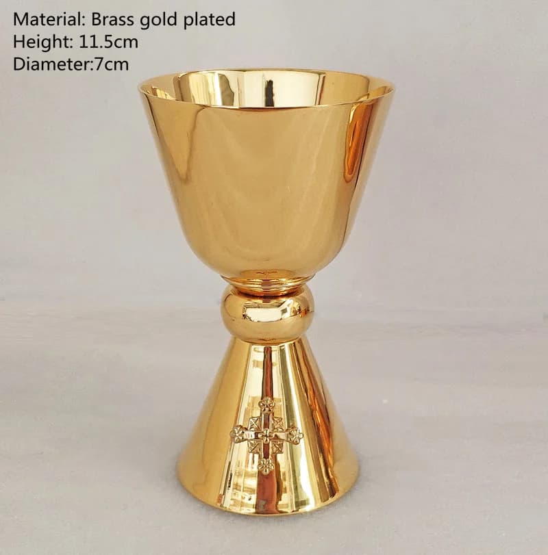 Ciborium religioso cattolico in ottone con copertina a croce, calice da prete dorato con papaten, regalo da pastore, forniture per l'illie