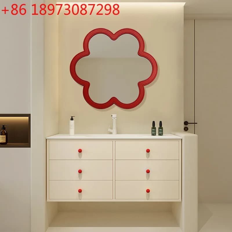 Combinazione di mobili da bagno con vento color crema dopamina, lavabo da bagno con specchio nuvola in vernice di quercia integrata in ceramica
