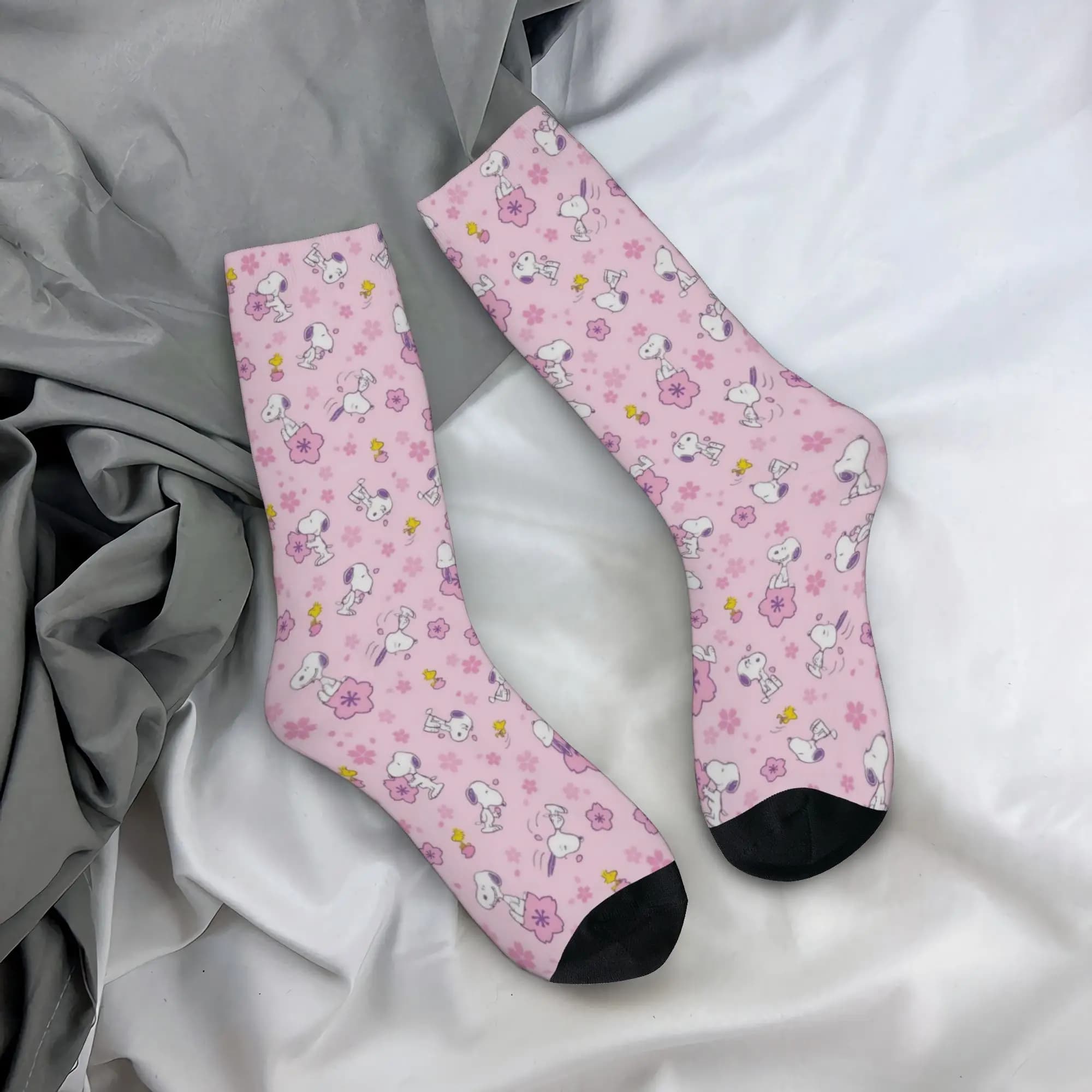 Harajuku Cartoon Cute S-Snoopys Basketball Socks Pink Polyester Middle Tube Socks for Women Men Sweat Absorbing