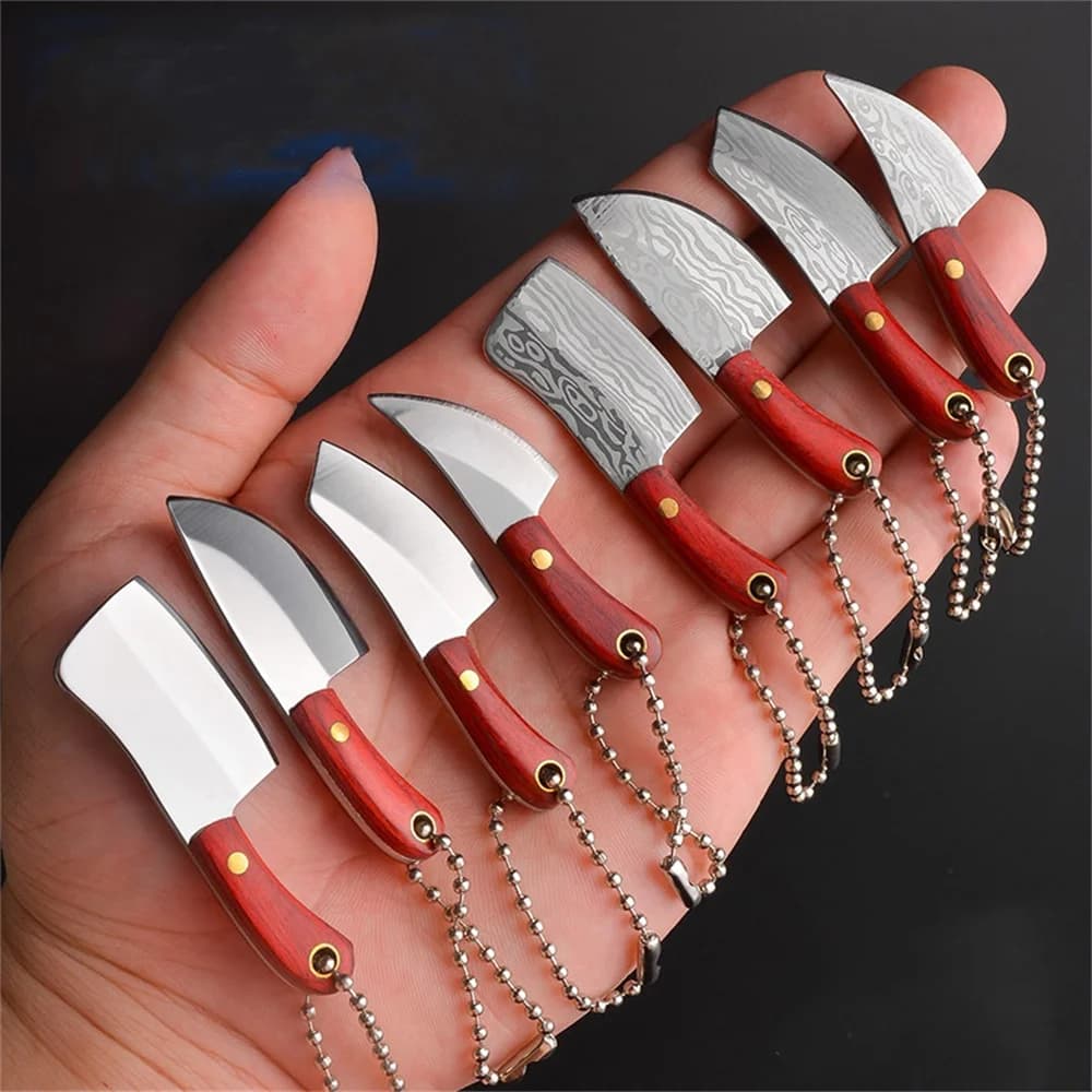 Mini coltello da cucina portachiavi pelapatate portatile coltelli da tasca ciondolo fascino strumento di unboxing in acciaio inossidabile con copertura in pelle