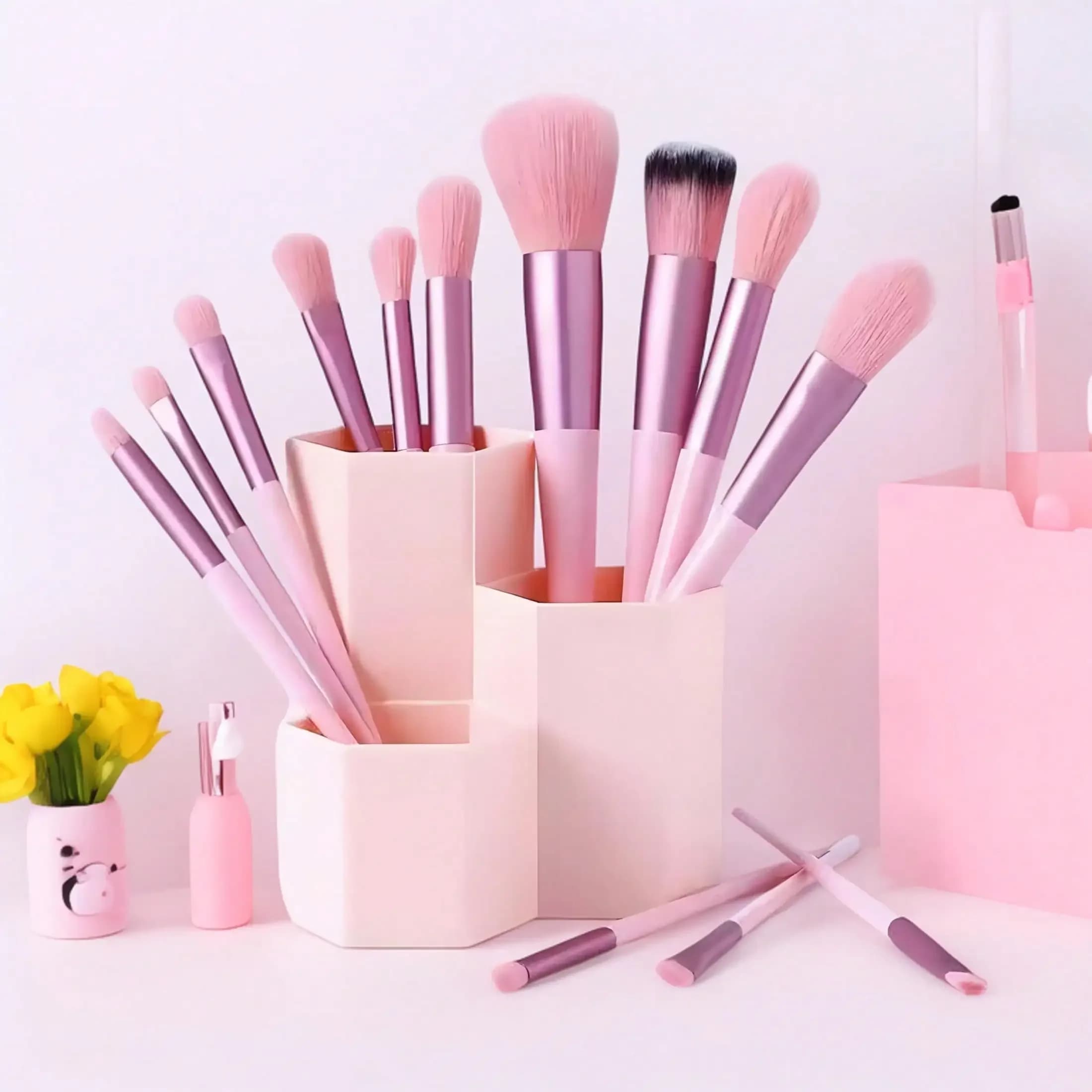 Kit di 13 mini pennelli da trucco da viaggio - Pennelli in fibra morbida con custodia, set compatto per blush, correttore e sopracciglia