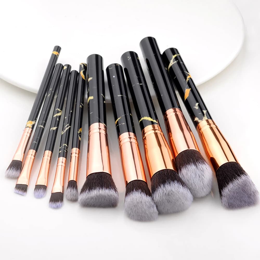 Set da 10 pezzi Set di pennelli per trucco Set di strumenti per polvere cosmetica Ombretto Fondotinta Blush Miscelazione Beauty Maquiagem Kit di bellezza per la festa