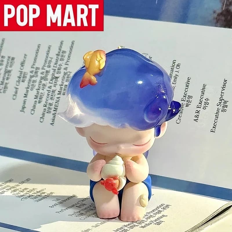 POP MART DIMOO By Your Side Series Blind Boxes Mystery Box Kawaii Anime Figure Dolls Ornamenti da Scrivania Regali di Compleanno per Ragazze