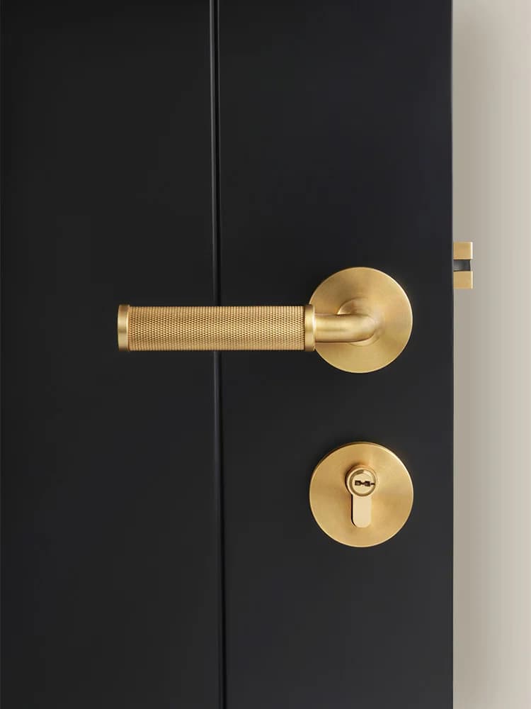 Dooroom Luxury Brass Knurled Door Handle Set Brushed Brass Modern Interior Bedroom Bathroom Dummy Knob Privacy Passage Locks