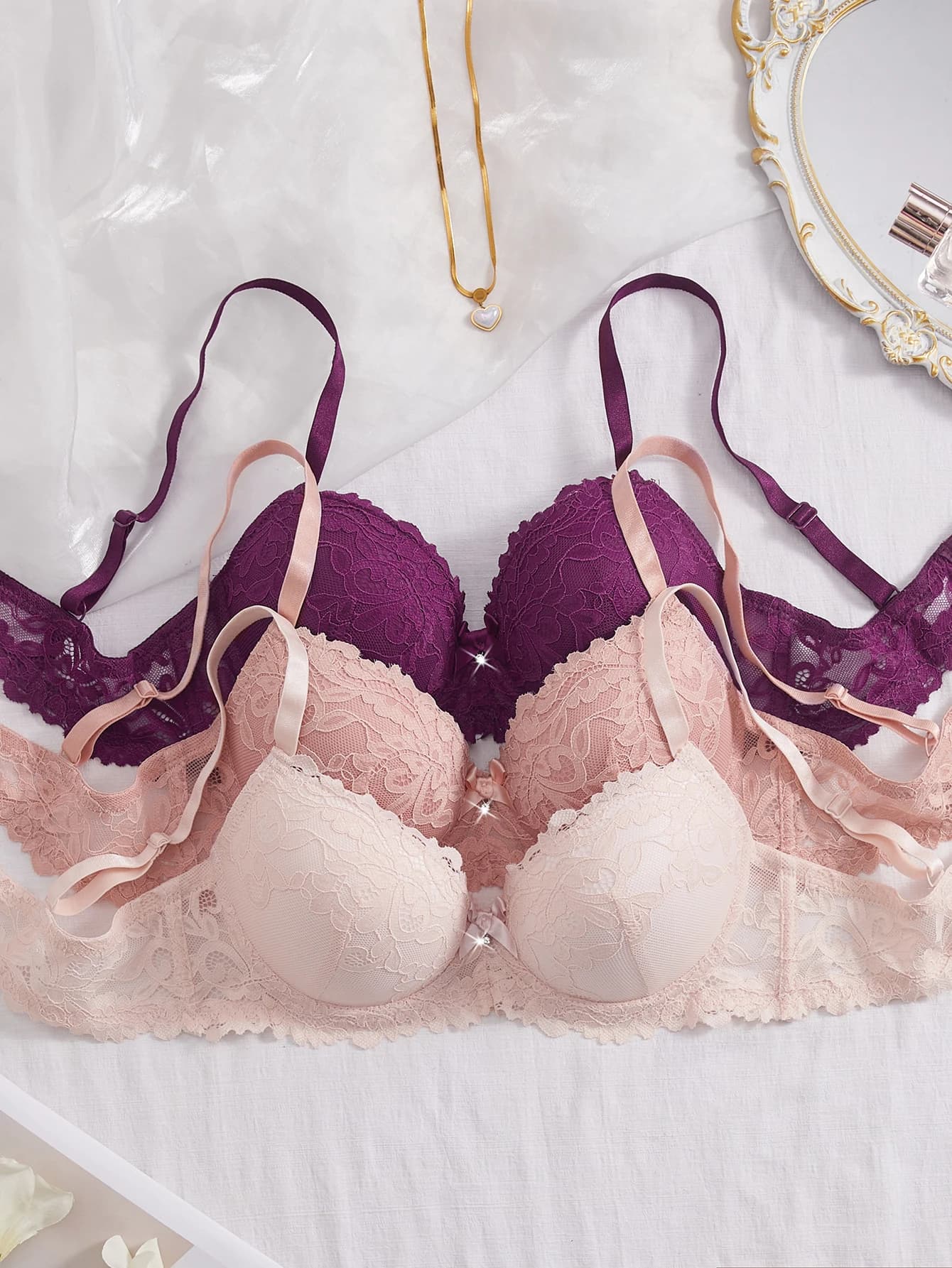 Set di 3 Pezzi di Intimo Femminile in Pizzo, Reggiseno Push-up con Fiocco e Strass, Lingerie Sexy e Confortevole
