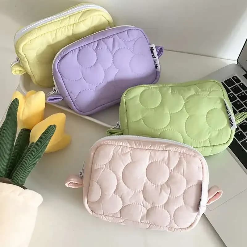 Ins Cute Fabric Pouch Bags sacchetto cosmetico Color caramella per le donne ragazze Airpods cancelleria matita cerniera gioielli Kawaii Makeup Pouch