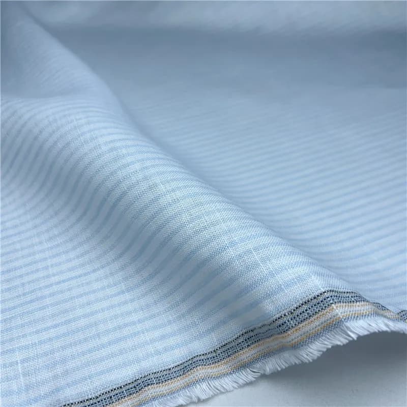 Tessuto di cotone di canapa di lino fatto a mano Striscia azzurra Materiale per abbigliamento estivo Camicette casual morbide e delicati sulla pelle e pantaloni a gamba larga