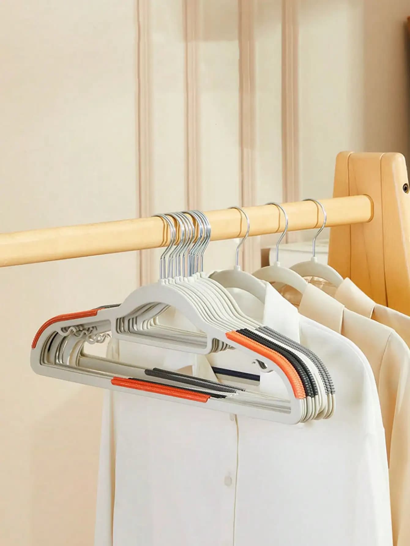 10 pezzi/1 pezzo Appendiabiti multiuso, appendiabiti antiscivolo, appendiabiti a doppia posizione, per uso asciutto/bagnato, adatti per riporre nell'armadio, asciugare sul balcone, resistenti, per dormitorio, viaggi, hotel, il regalo perfetto