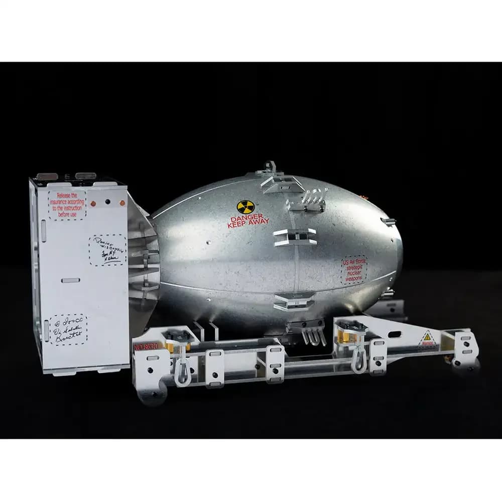 1/12 Seconda Guerra Mondiale U.S.A. Kit Modello Storico Bombe Atomiche Fat Man, Puzzle 3D in Metallo, Modello Militare, Giocattoli da Assemblare Fai-da-Te