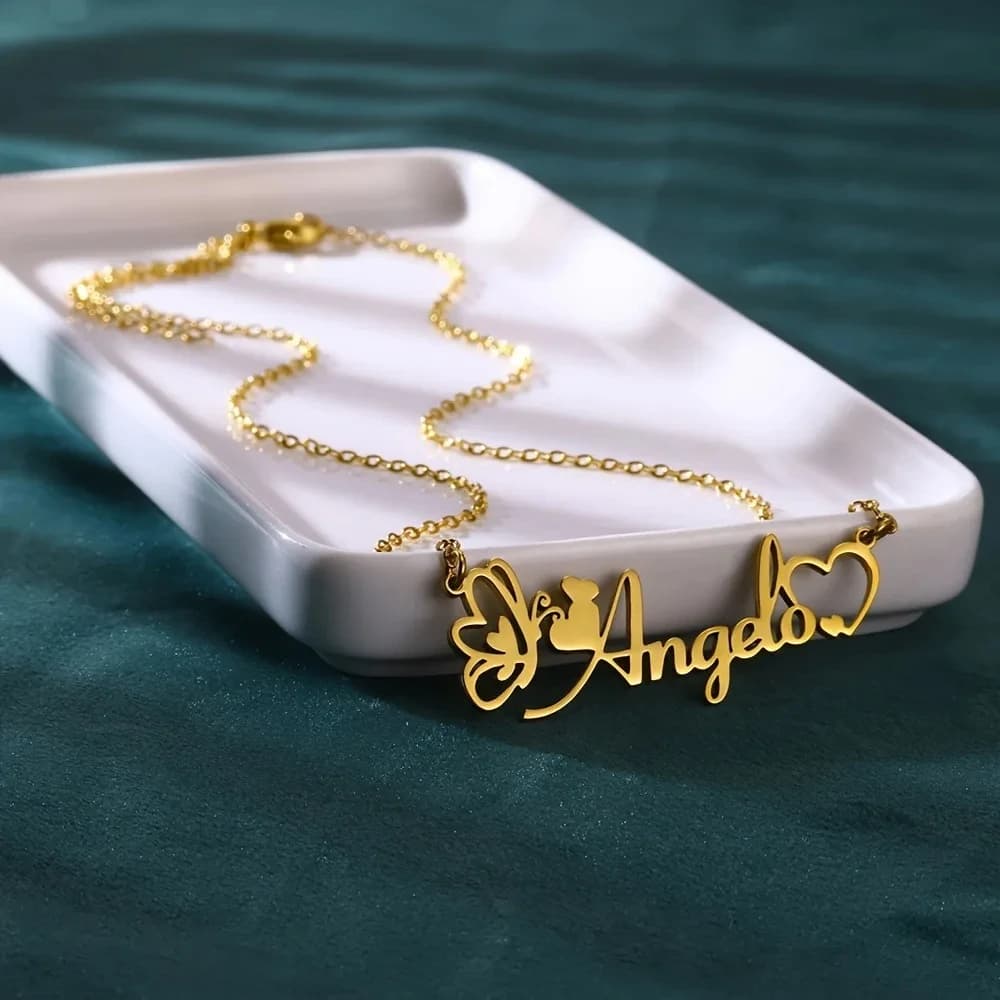 Collana personalizzata con nome da donna, lettera, farfalla, amore, ciondolo, collana in acciaio inossidabile, migliore amico, regalo perfetto per gioielli di compleanno
