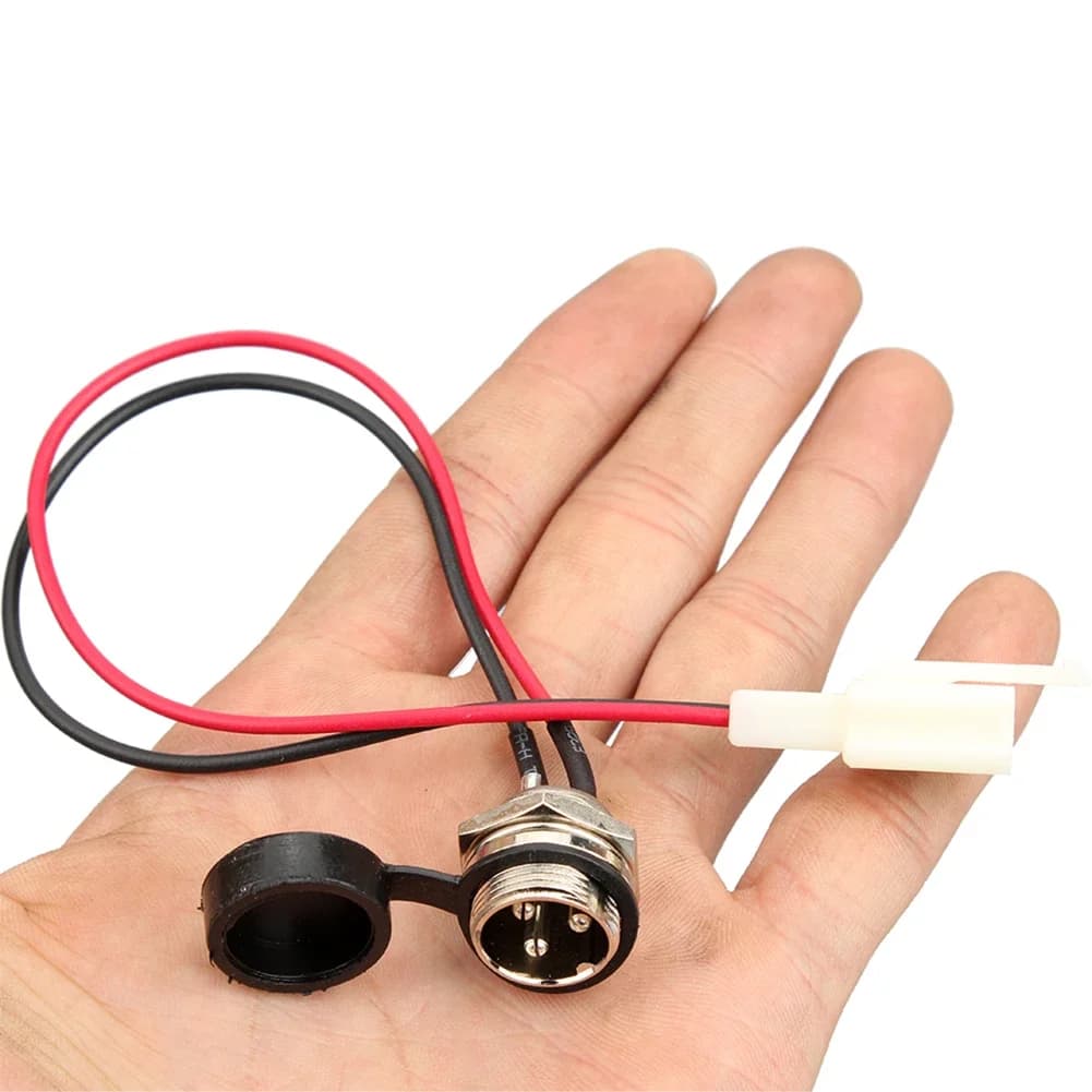 Presa connettore porta caricabatteria a 3 pin per moto per la maggior parte delle moto per connettore di ricarica ATV con cappuccio impermeabile