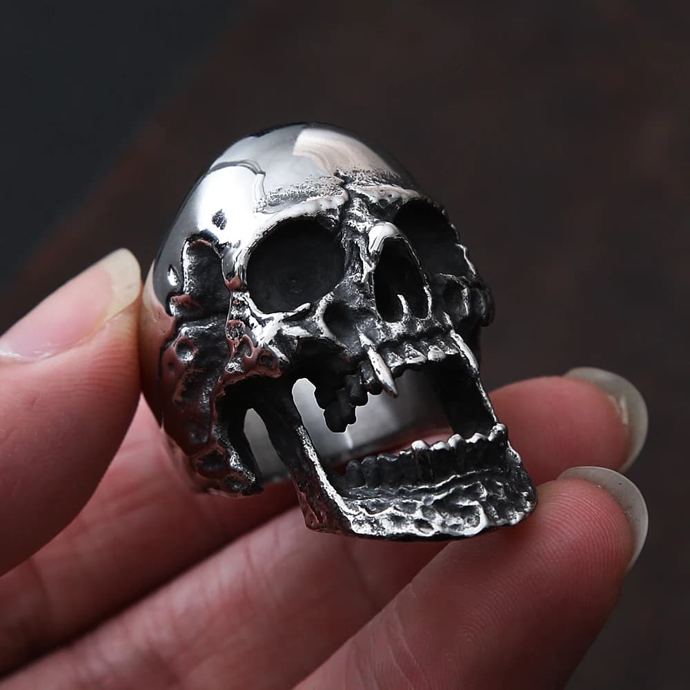 Anello gotico con teschio di vampiro zombie in metallo pesante grande Anello da motociclista in acciaio inossidabile da uomo Anelli gotici di moda con teschio per uomo
