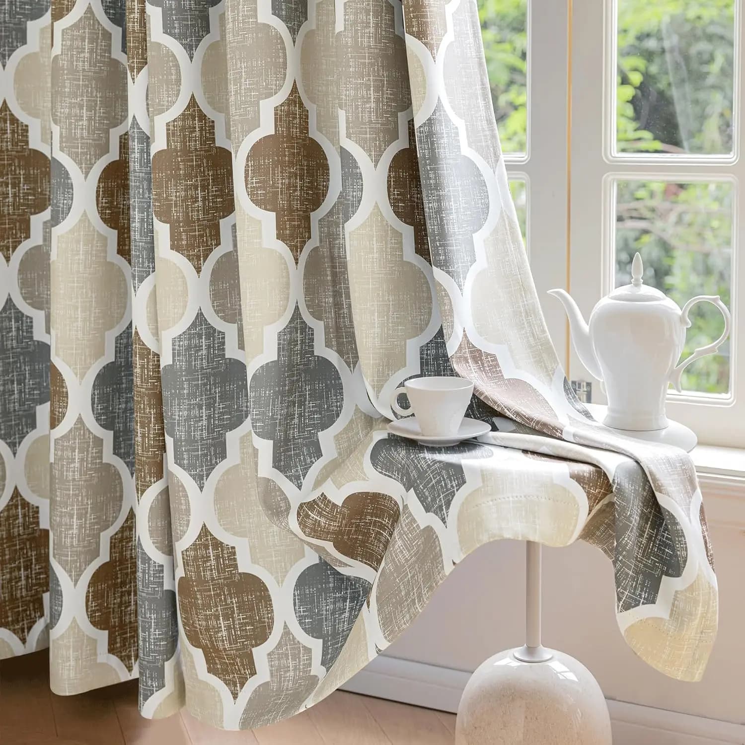 Tende Oscuranti Lunghe 84 Pollici, 2 Pannelli per Camera da Letto e Soggiorno, Marrone Grigio, Geometriche Marocchine, Isolamento Termico e Acustico