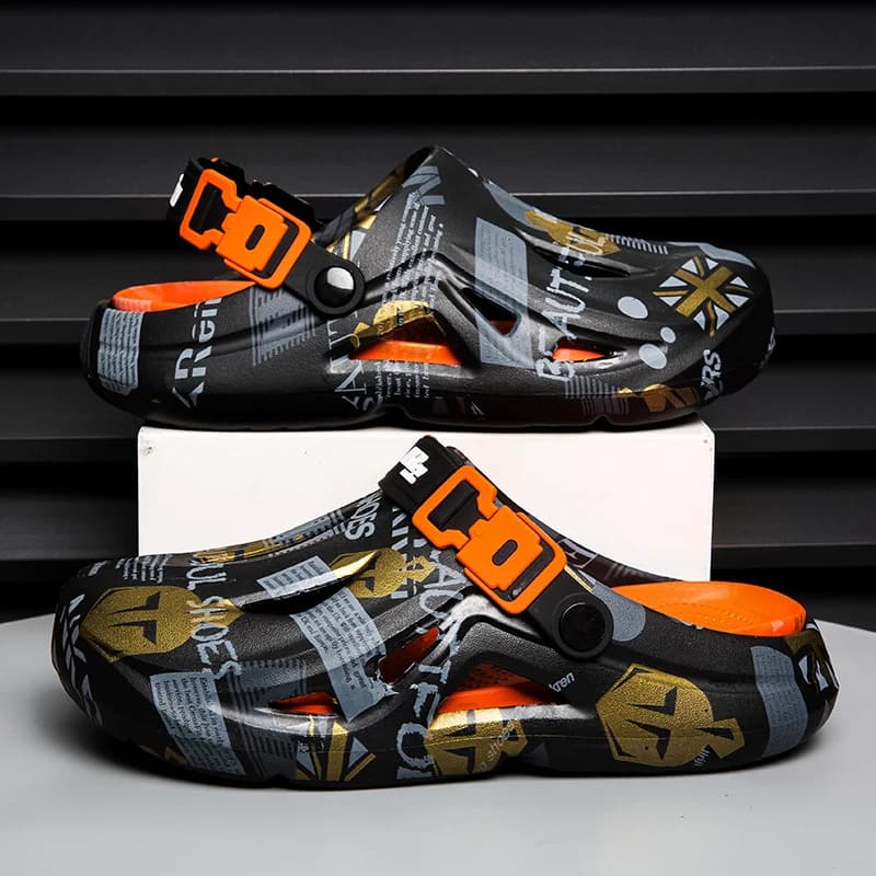 Mens Sandals Summer Casual Clogs for Men Lightweight Anti-slippery Beach Shoes 2026 New Deisgn Outdoor Thick-bottom Slippers