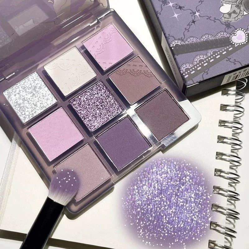 Palette di ombretti in pizzo viola fumo Ombretto glitter opaco Shimmer Occhi lucidi Make Up Palette Cosmetici 9 colori di lunga durata