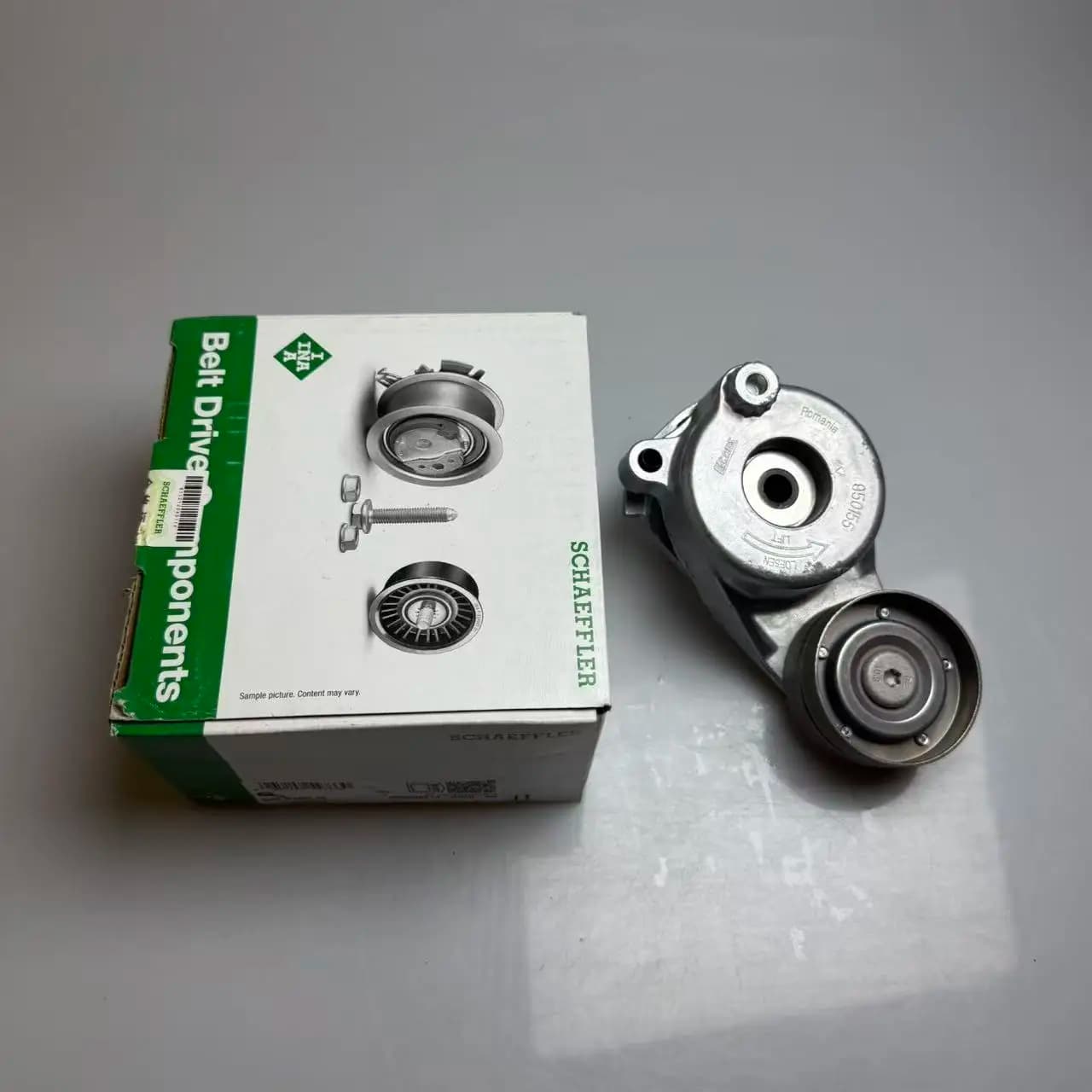 6422001370 Ricambi Auto Tenditore Cinghia di Trasmissione Tenditore Cinghia Motore per Mercedes-Benz W166 ML300 ML320 ML350 ML400 ML500