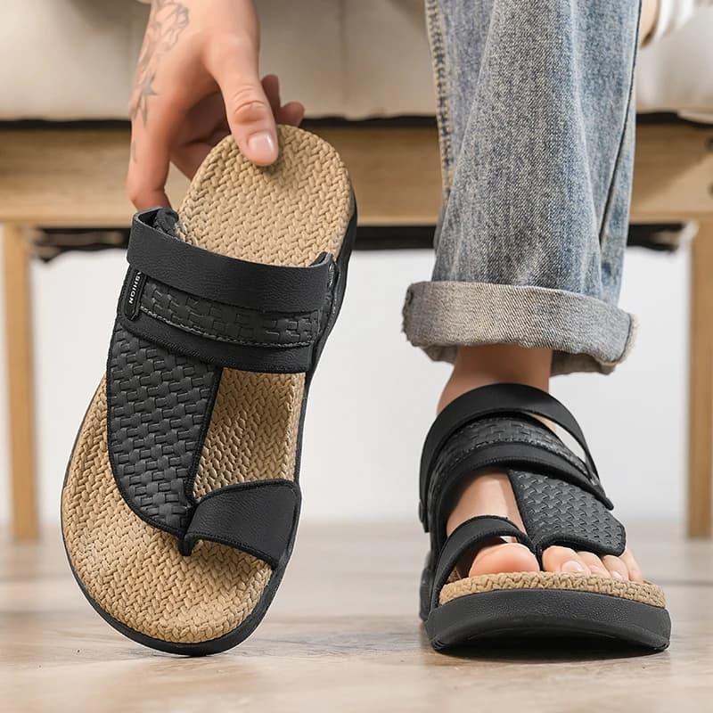 Men's Summer Outdoor Sandals Driving Anti-slip Soft Bottom Thong Slippers Casual Trendy Two-use Beach Shoes Breathable PU Upg...