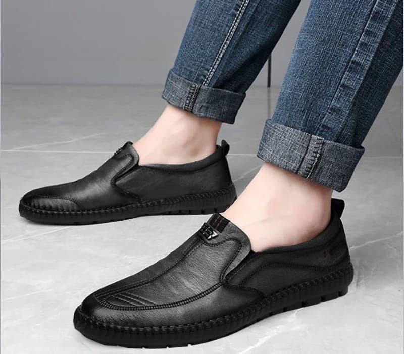 Primavera Autunno Scarpe in pelle da uomo nuove Calzature casual da lavoro con suola morbida Moda versatile piatta Scarpe maschili leggere e comode