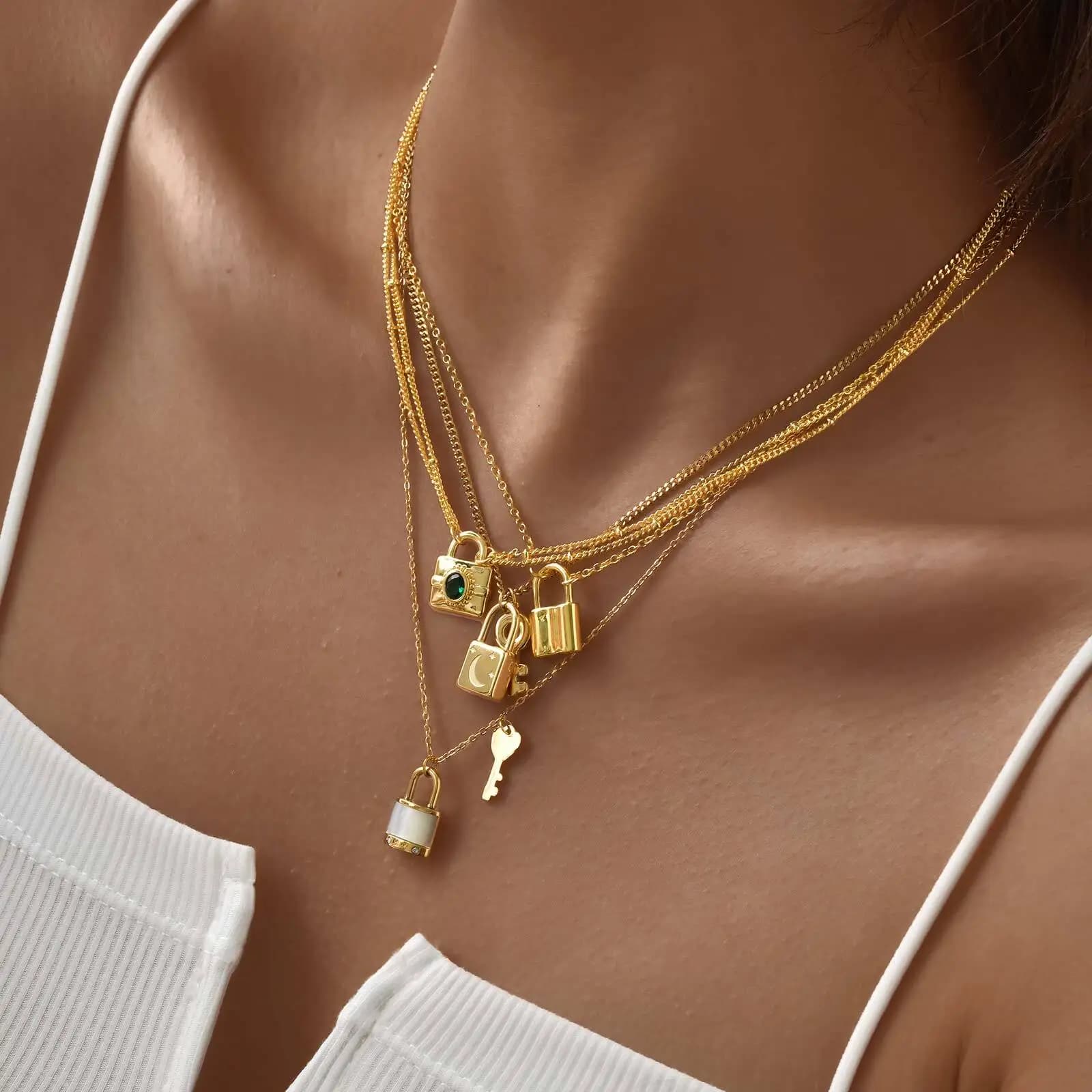 Vnox Collane con ciondolo con serratura a chiave in metallo alla moda Girocolli in metallo color oro Gioielli di dichiarazione Regali di nozze