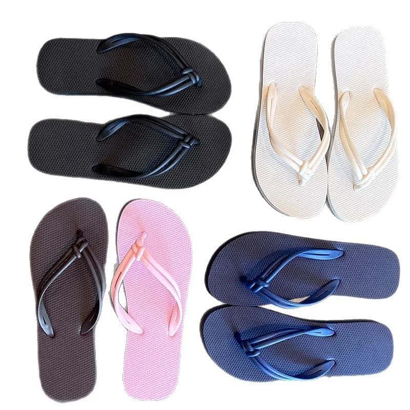 2026 Nuove Ciabatte da Donna alla Moda, Infradito Estive, Sandali Casual Piatti, Ciabatte da Spiaggia con Punta Aperta