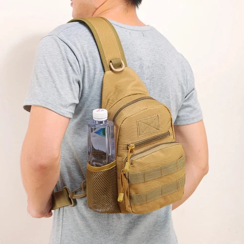 Breast bag for water bottle, chest bag for outdoor sports, cycling, hiking, multifunction chest bag for outdoor leisure