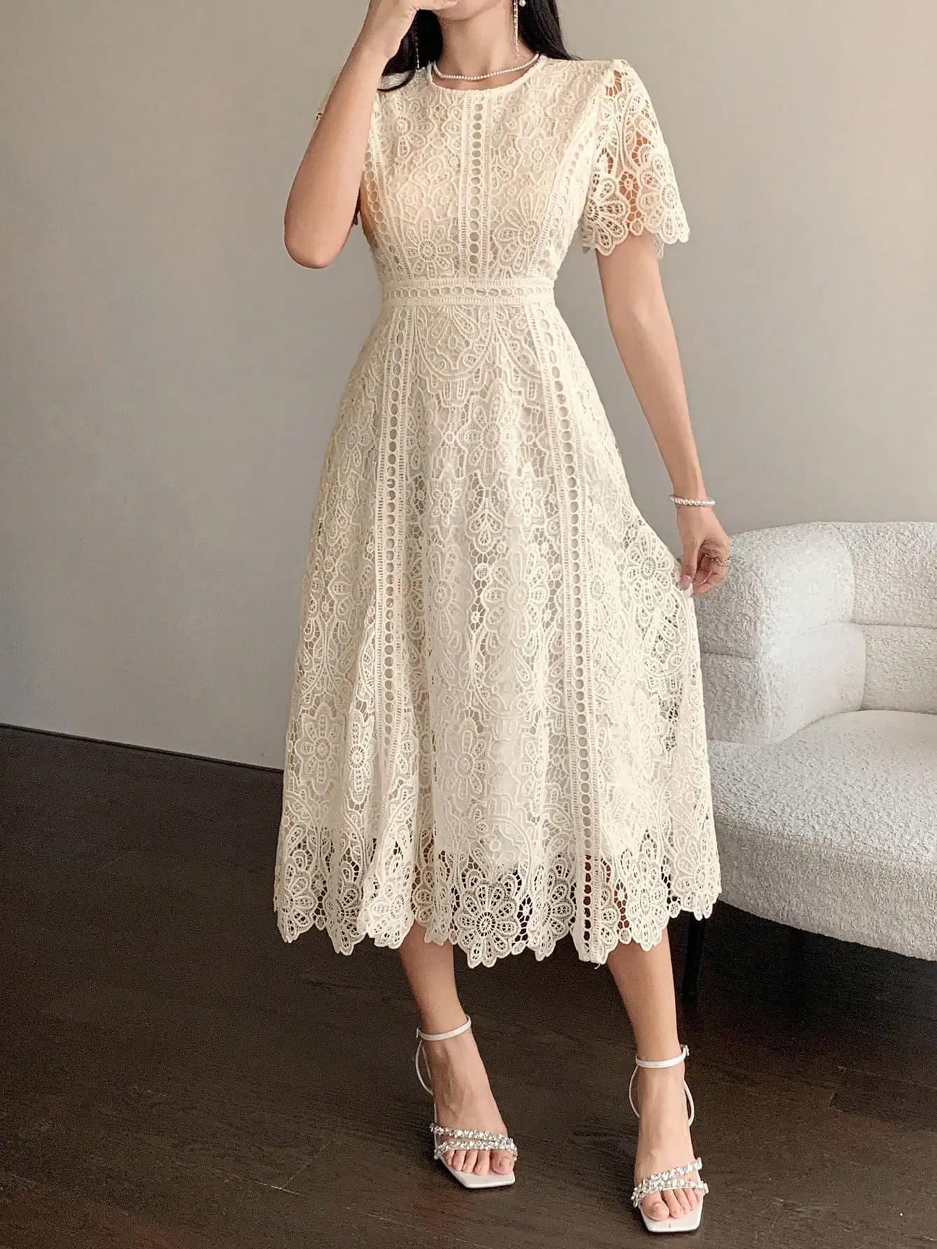 Floral Lace Midi Dress For Women With Short Sleeves And Cinched Waist Detail