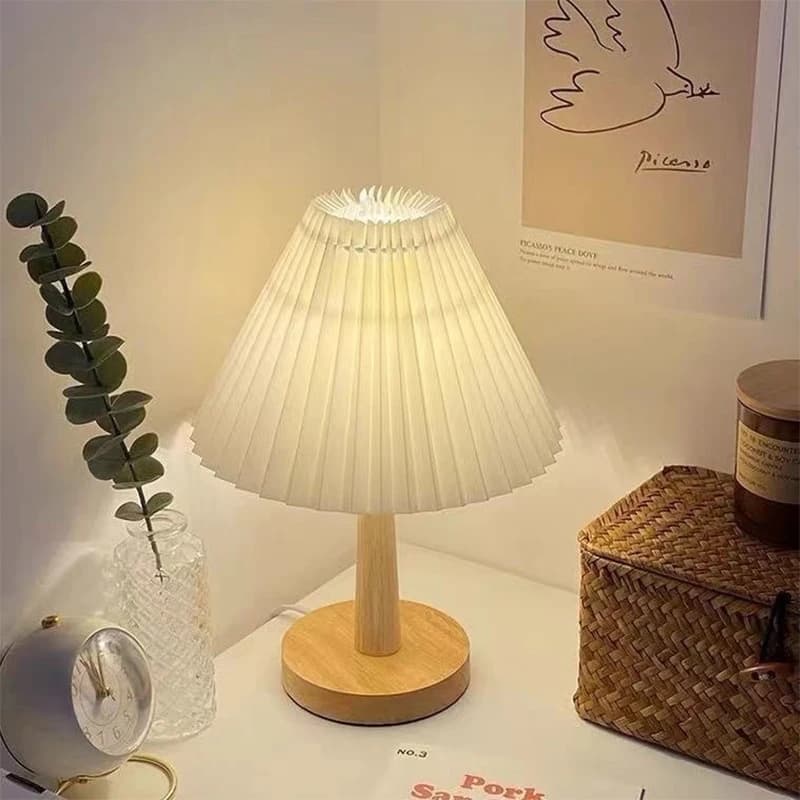 Lampada da scrivania a LED nordica Spina USB Illuminazione interna Camera da letto Comodino Luce notturna Retro Bar Caffetteria Decorazione desktop Lampade da tavolo