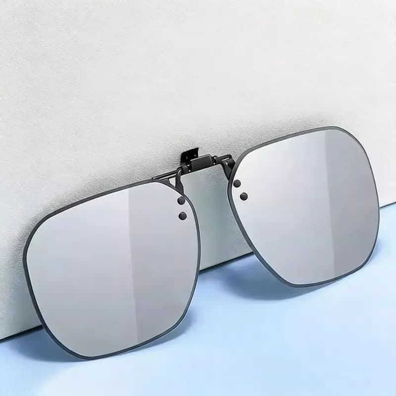 Occhiali da sole per miopia con lenti fotocromatiche, anti-UV, clip-on, occhiali da notte, occhiali da sole polarizzati per la pesca e l'uso diurno
