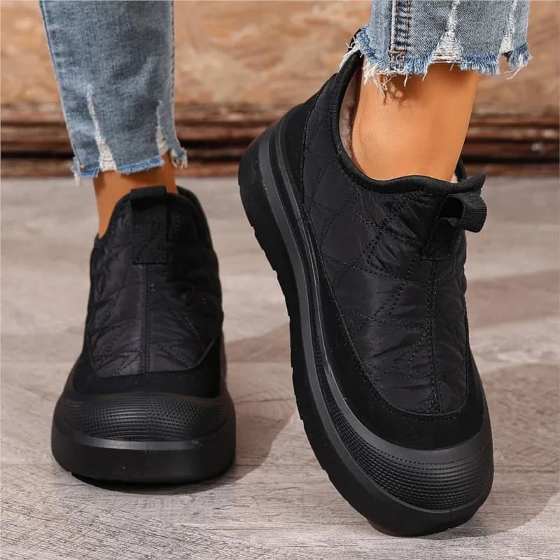 Stivali Donna Neve 2025 Scarpe di tendenza Donna Slip On Scarpe Donna Peluche Stivaletti con plateau Pelliccia Botas Mujer Stivali invernali per ragazze