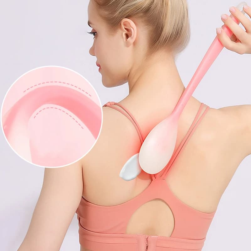 la Multifunctional lotion appliance, sunscreen, ointment, silicone with long handle, body cleaning brush, solar lotion applicator on the back la