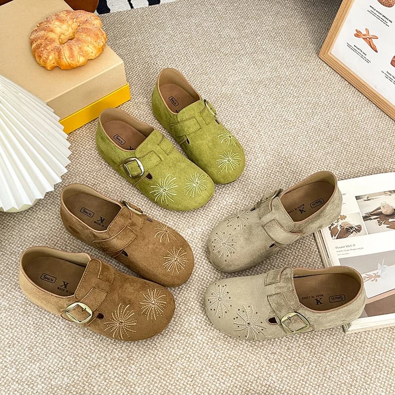Retro Spring and Autumn Versatile Casual Non-Slip Suede Velcro Slip-On Women's Shoes with Soft Soles