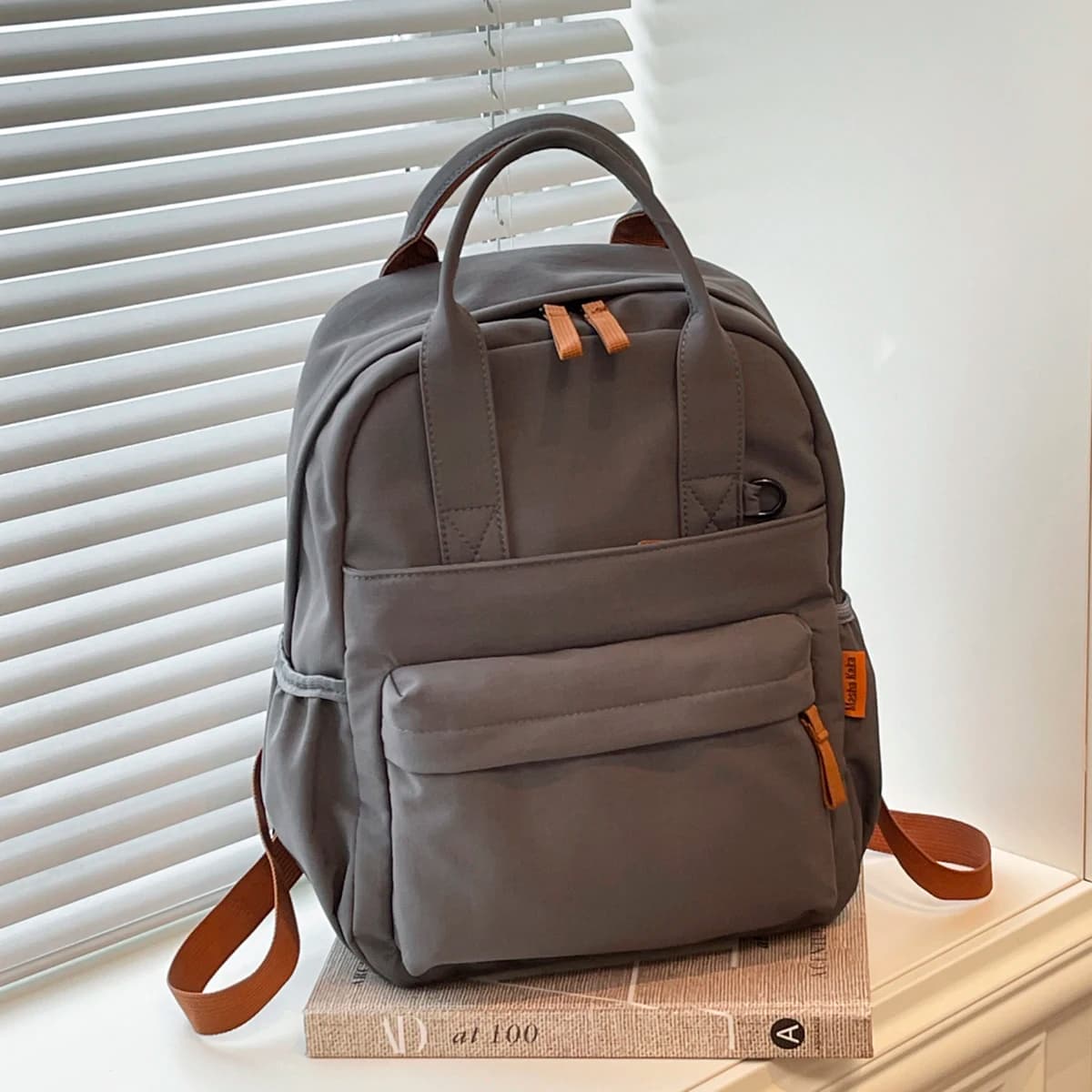 Zaino da pendolare originale alla moda per donna, zaino di nicchia per studenti universitari, zaino da viaggio semplice e leggero, borsa da scuola per studenti delle scuole superiori e medie, borsa da gita