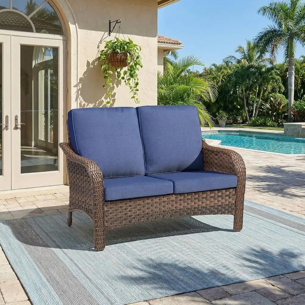 Divanetto da Esterno per Patio, in Vimini PE Intrecciato a Mano per Tutte le Stagioni, 2 Posti con Cuscini Spessi, Schienale Alto e Seduta Profonda, Design Ergonomico