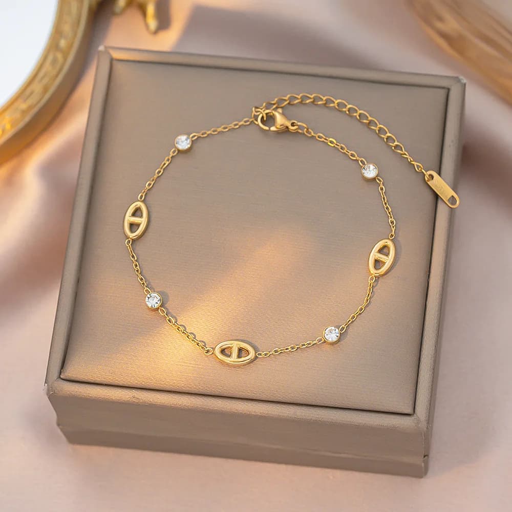 Women's Necklace in Titanium French Style Minimalist with White Diamond, Versatile Design and Elegant
